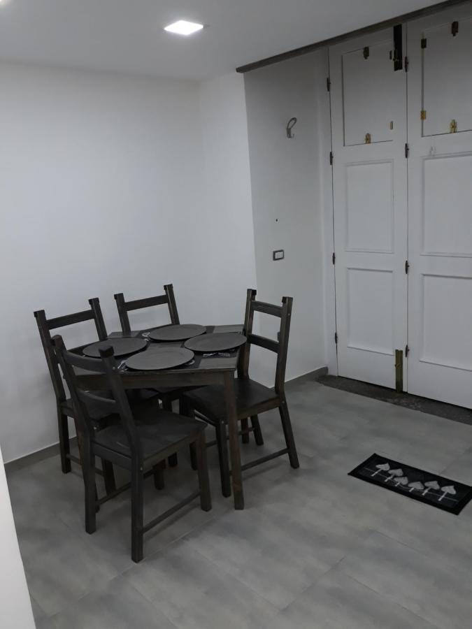 Qui Family Apartment Naples Exterior photo